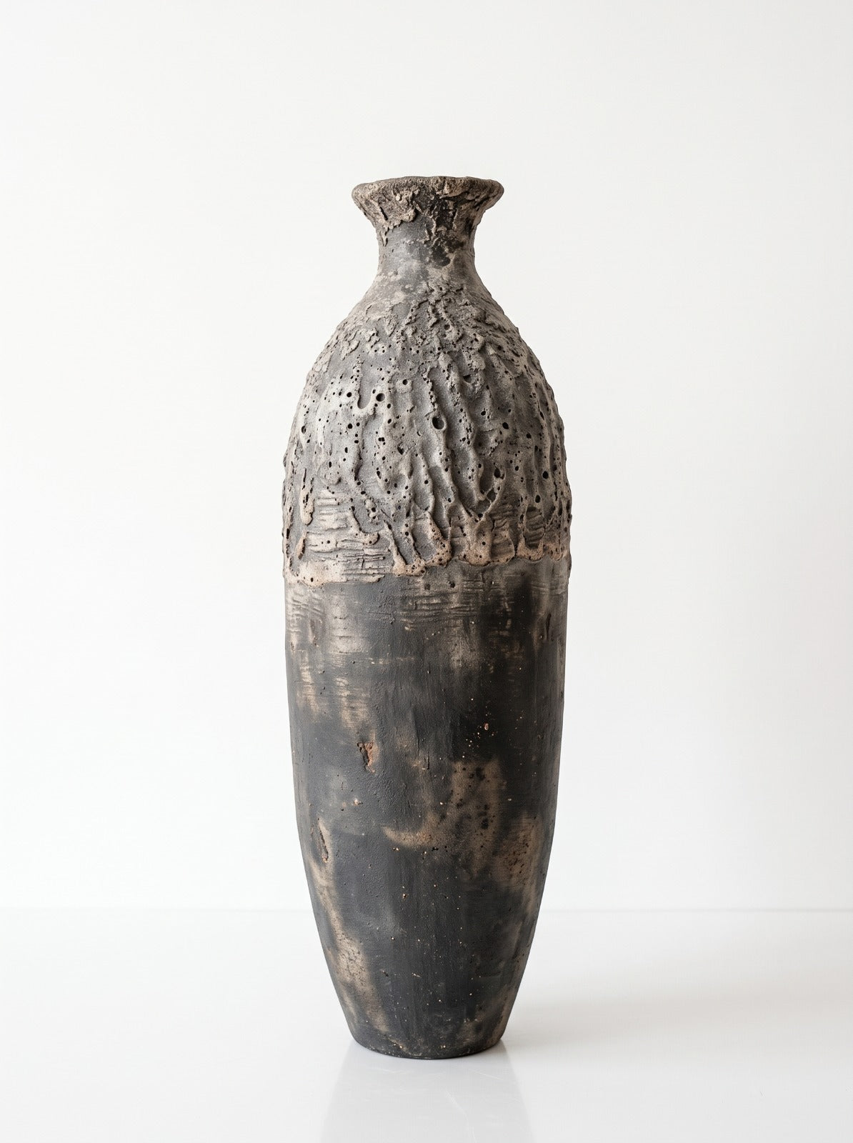 Kabuk Dokulu Siyah Şişe Polyresin Vazo – YZ03650BL-1